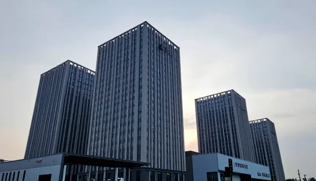 多变场景下的应用挑战与性能适配策略
